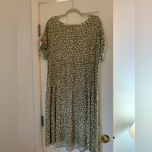 Green and white tunic dress.